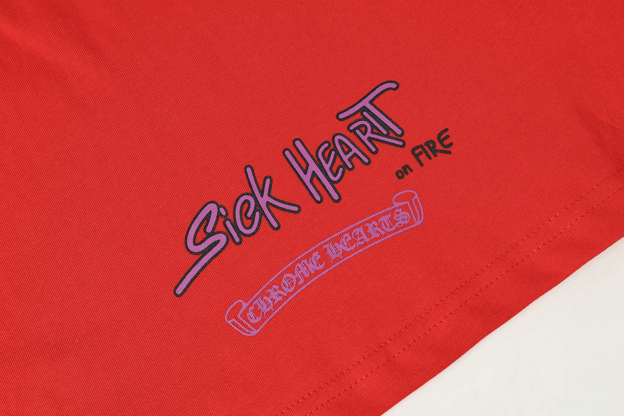 P150 Cross-border running quantity model, please do not place an order if you pursue quality -Chrome Hearts/Chrome Heart Graffiti✍️Spoof short-sleeved T-shirts -High weight, high density and high quality. The wool is soft, delicate and skin-friendly. It feels soft and silky. It has excellent warmth and skin-friendly properties.